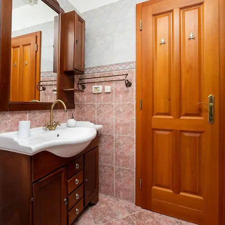 Stauri By Briskva * Žminj