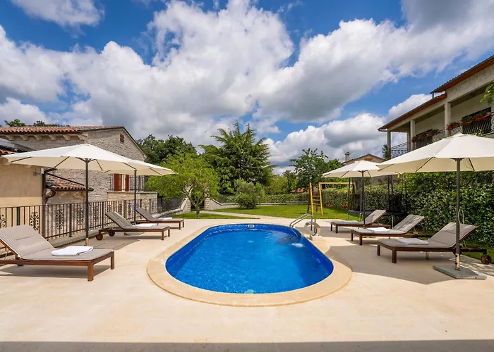 Stauri By Briskva Zminj