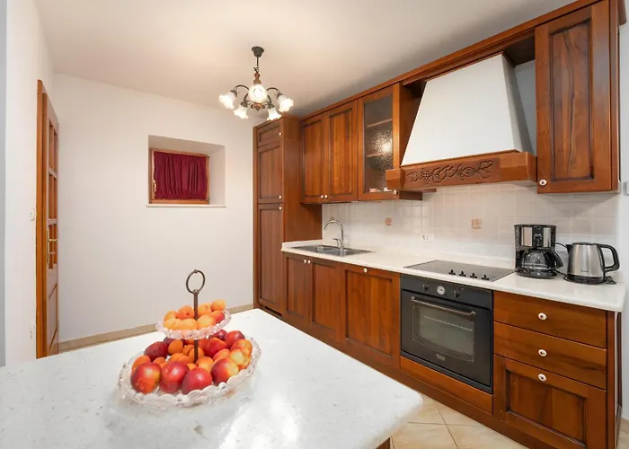 Vila Stauri By Briskva