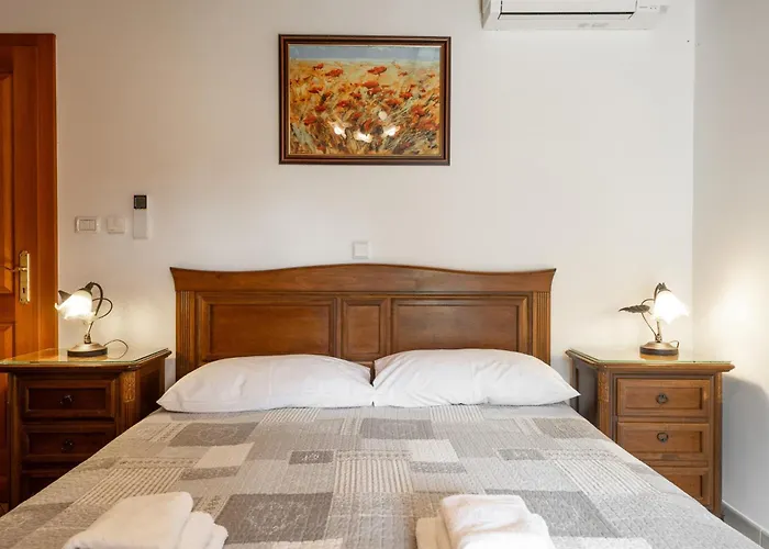 Stauri By Briskva Zminj